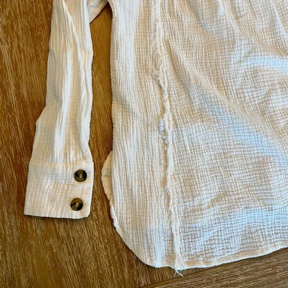 Free People Button Front Long Sleeve Tunic Top - Picture 11 of 14